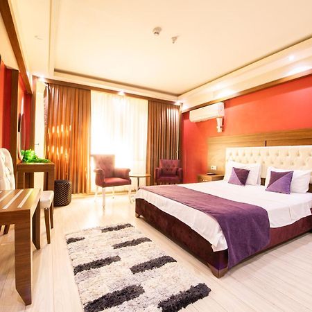 Pera Resort Hotel Istanbul Exterior photo